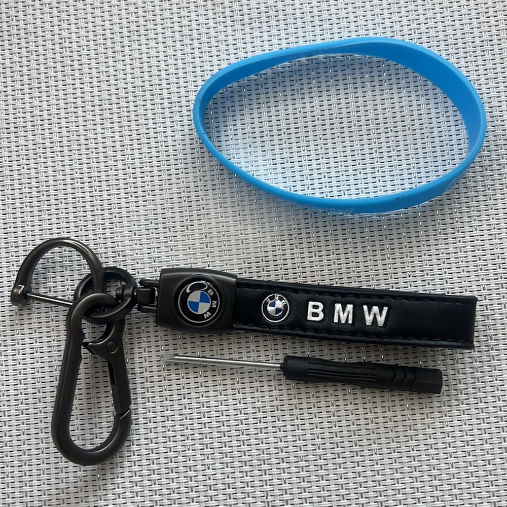 New! Genuine Leather Car Keychain Suit With Car Logo Lanyard (Black)